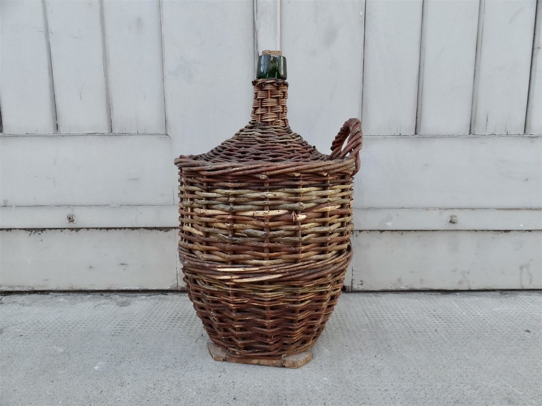 Bottiglie: alte Korbflasche geeicht 1945 – Usato da Kerzers venduto da Flaschenposten 2