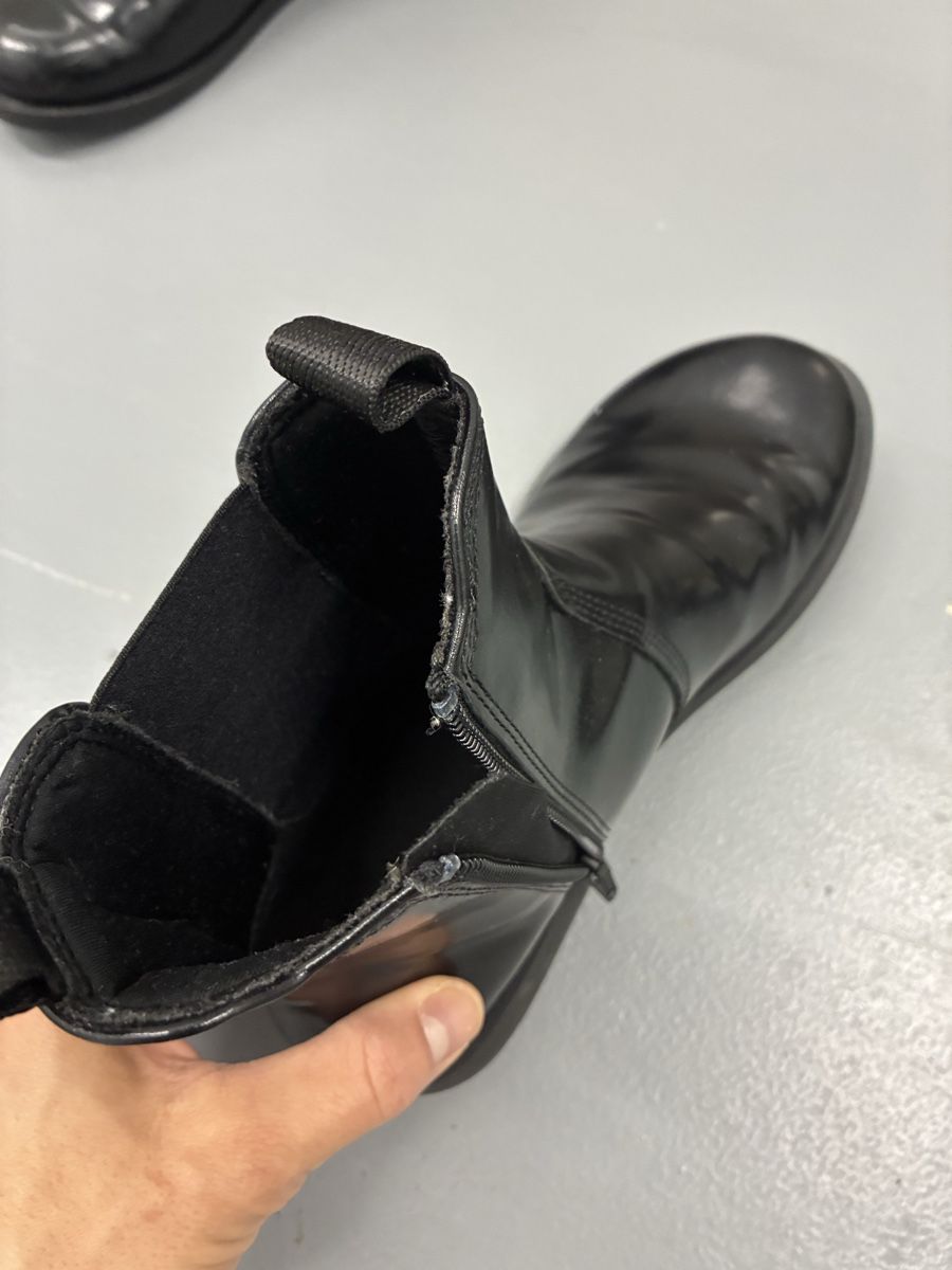 Zara Scarpe per ragazze: Zara Black Leather Ankle Boots - 36 – Usato da Bern venduto da wisemagpie 3