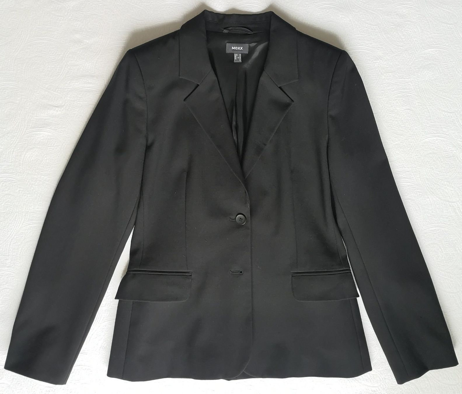 Mexx Giacche: Schwarzer taillierter Blazer von Mexx, Gr. 38 – Usato da Zürich venduto da Tanteemma369 2