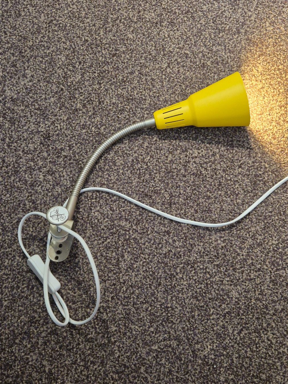 Ikea Lampade: IKEA Klemmleuchte / Bürolampe – Usato da Uster venduto da m.goeldi 2