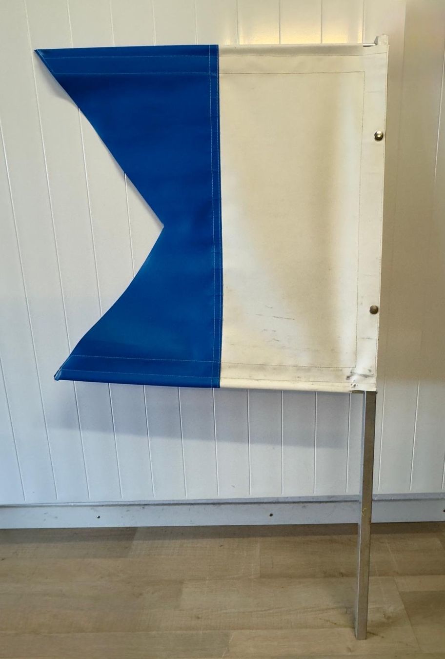 Drapeaux: Tauchflagge mit Alugestell – D'occasion à Samstagern par Spliti