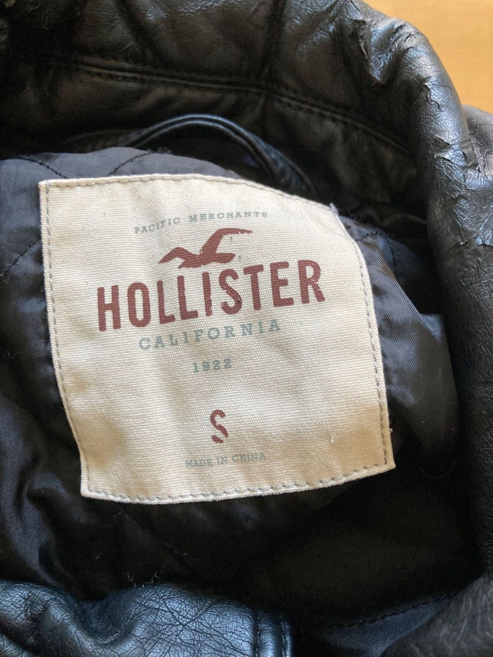 Giacche: (D) Hollister Kunstleder Jacke s – Usato da Jonen venduto da Sevenb 1