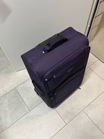 Koffer Ferienkoffer Reisekoffer violett 
