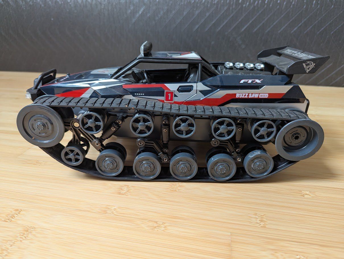 FTX Buzzsaw Raupenfahrzeug, neuwertig (Gebraucht) in Münchringen für ...