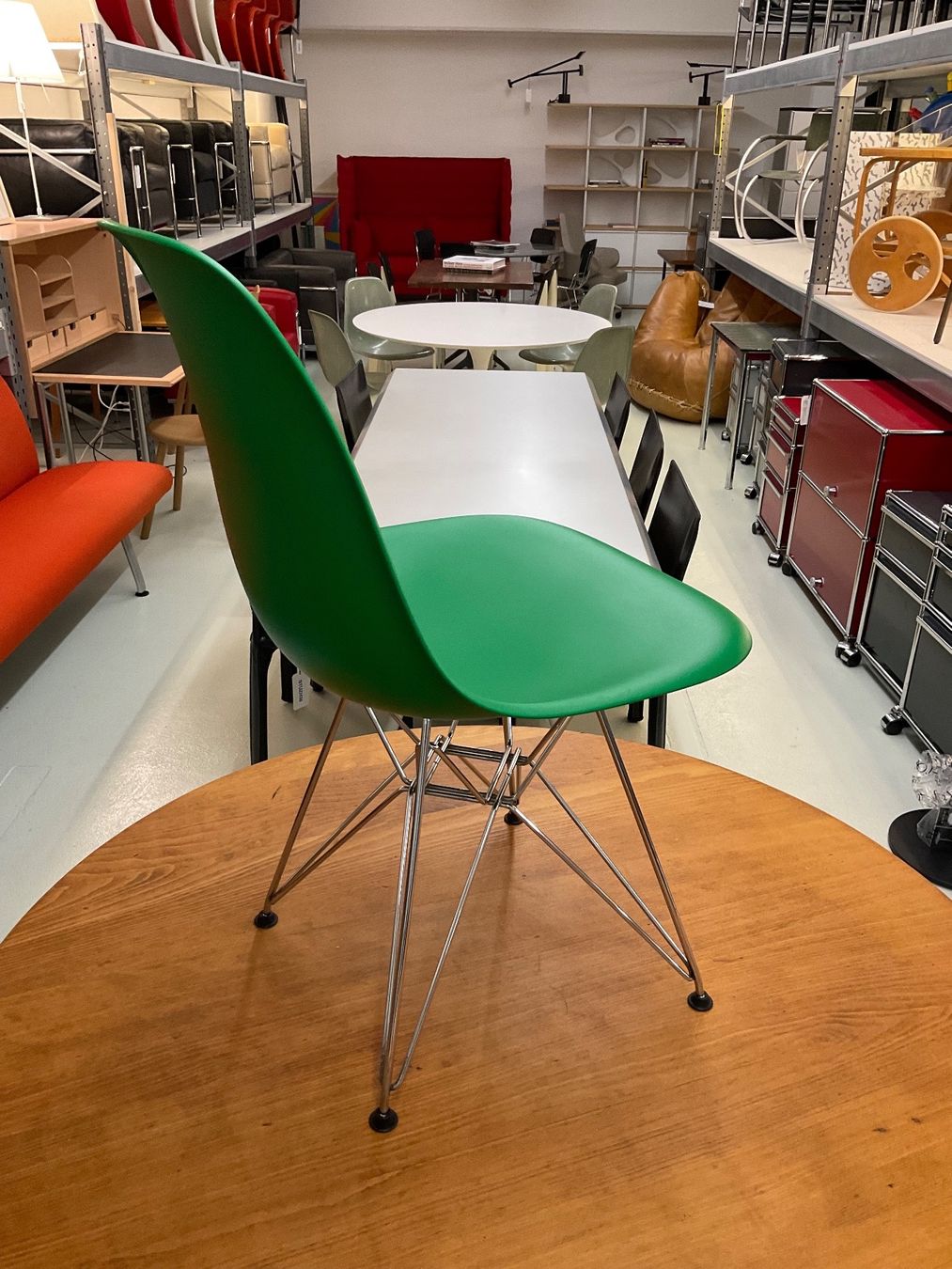 Vitra Sedie: Original Eames Sidechair von Vitra DSR - Eifel - Grün – Usato da Zürich venduto da vintage_design_sale 4