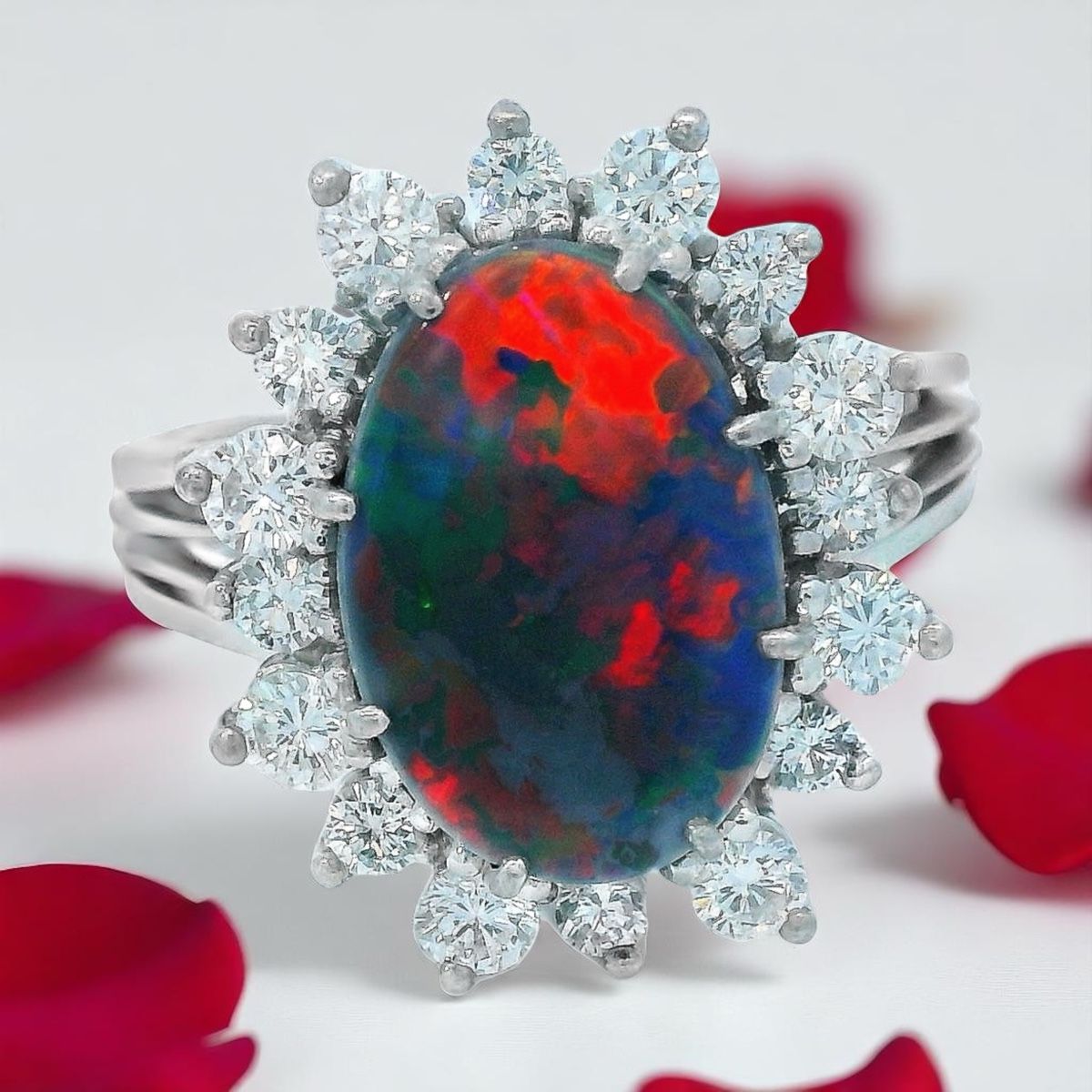 Anelli: Spektakulärer Opal-Diamantring in 18k Gold, Rotfeuer – Usato da Embrach venduto da estzeh1