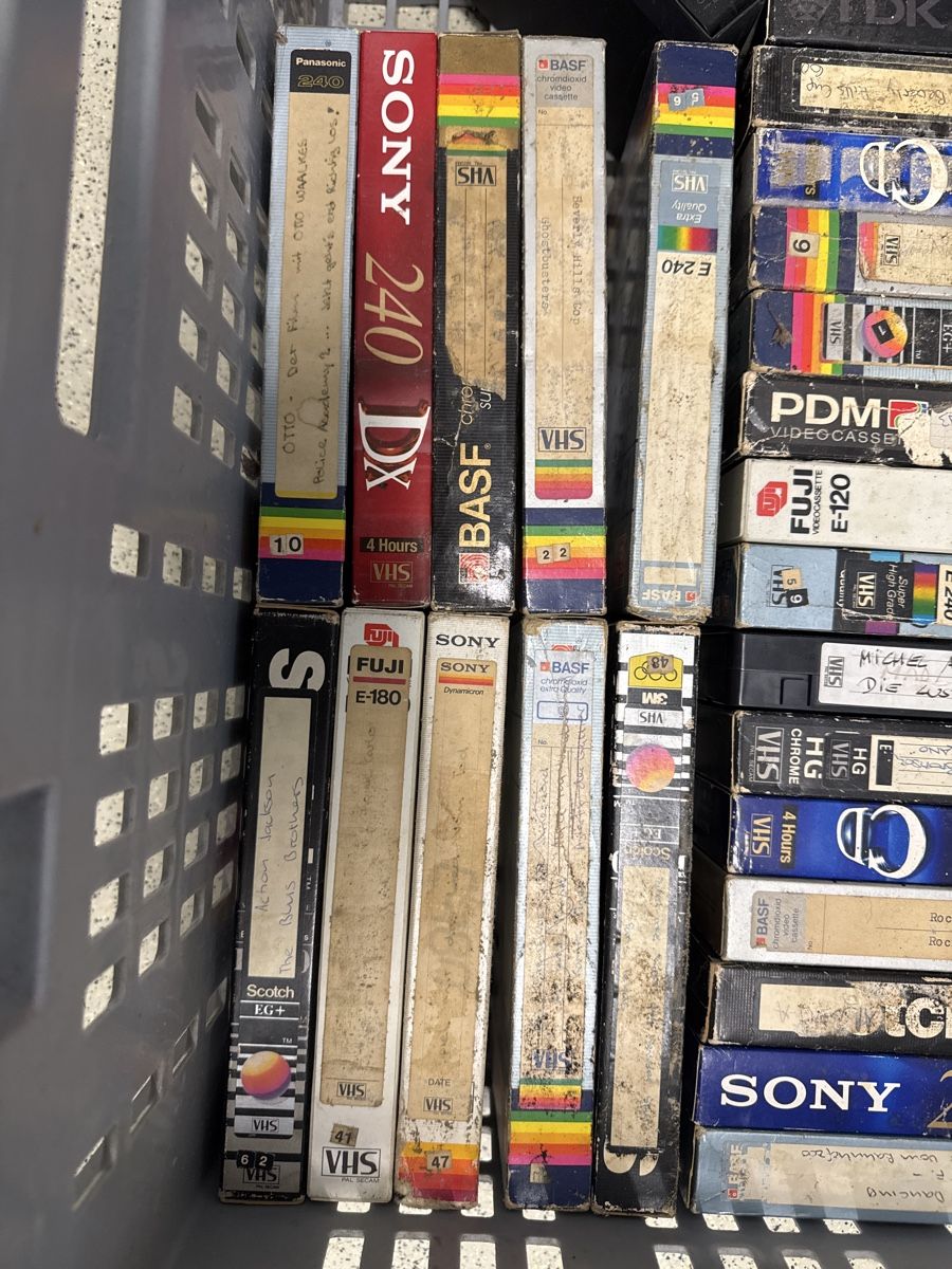 Tutti i VHS: Diverse Videokassetten – Usato da Grosswangen venduto da winkelfeld 4