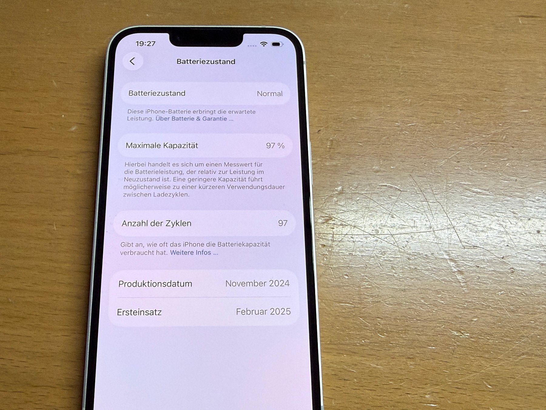 Apple Telefoni cellulari / Smartphones: Iphone 16E 128Gb – Usato da Au SG venduto da bah_6f5w 4