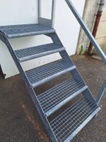 Metalltreppe Stahltreppe Verzinkt Haus,Garten Garage rechts