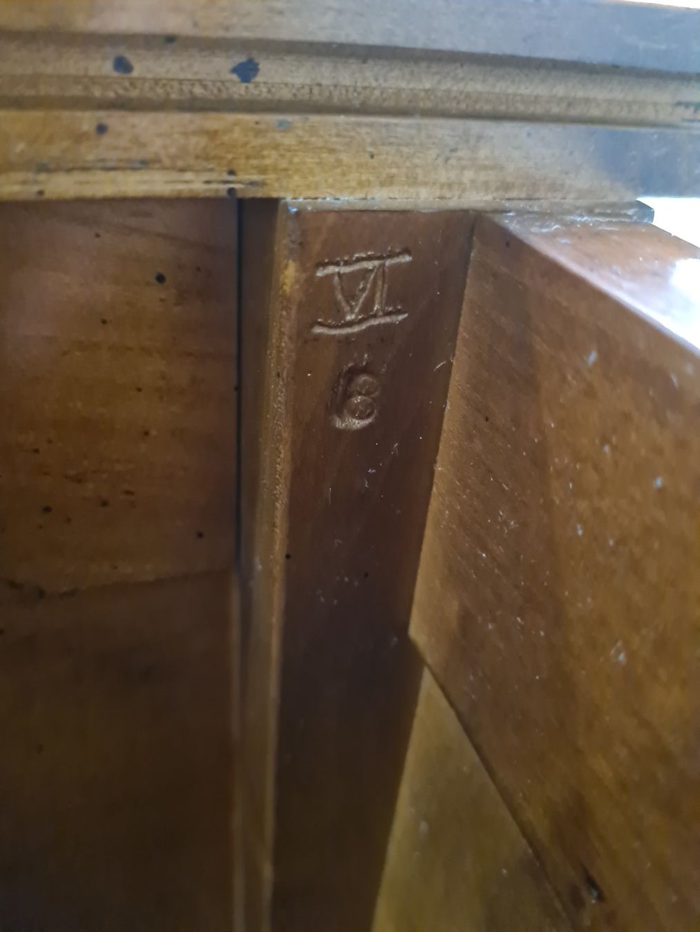 Tavoli: Table d'appoint VI qui souvre des 2 cotés – Usato da Monthey venduto da 187-zeroo 9