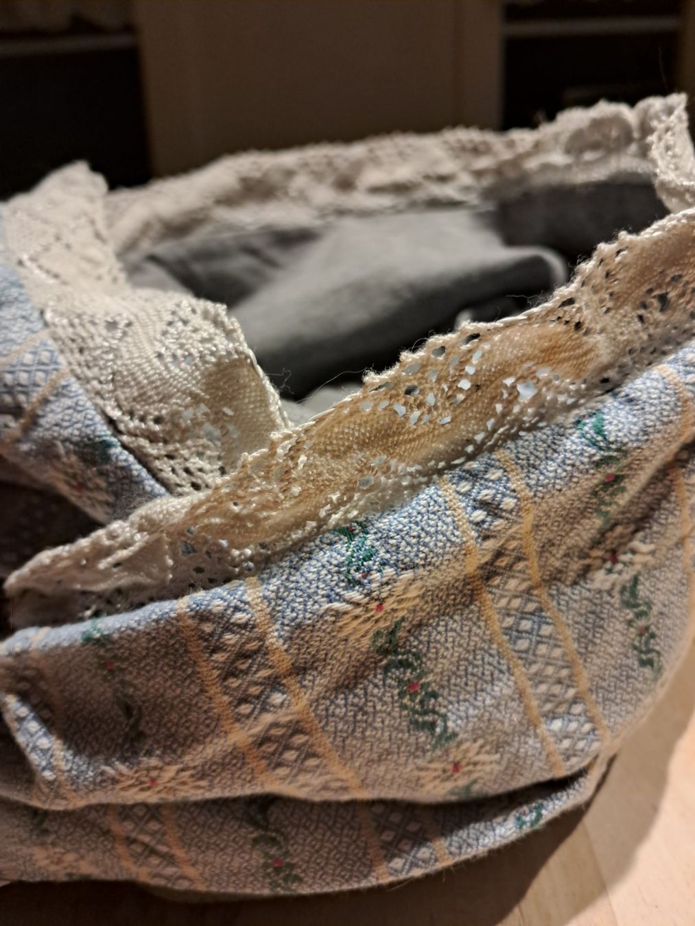 Foulard & Sciarpe: Loop in Edelweissoptik – Usato da Ermenswil venduto da ese_l9wg