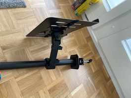 TV-/Monitorhalterung mit Tischklemme zu verkaufen