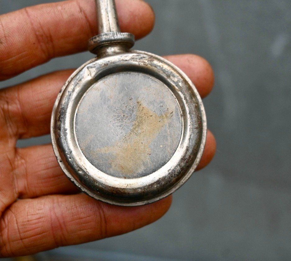 Altri elettrodomestici e apparecchi d’epoca: ANTIKES Brillant ÖLPINTLI blechdose – Usato da Pfaffhausen venduto da mono_rec 6