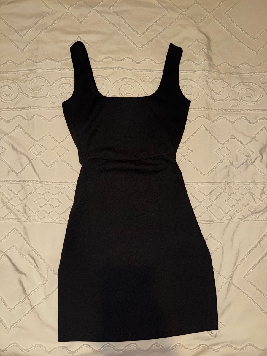H&M Vestiti: Minikleid von H&M in Schwarz – Nuovo (secondo la descrizione) da Untersiggenthal venduto da sca_5tfk