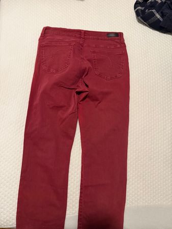 Pantalon femme rouge taille 30 bon état