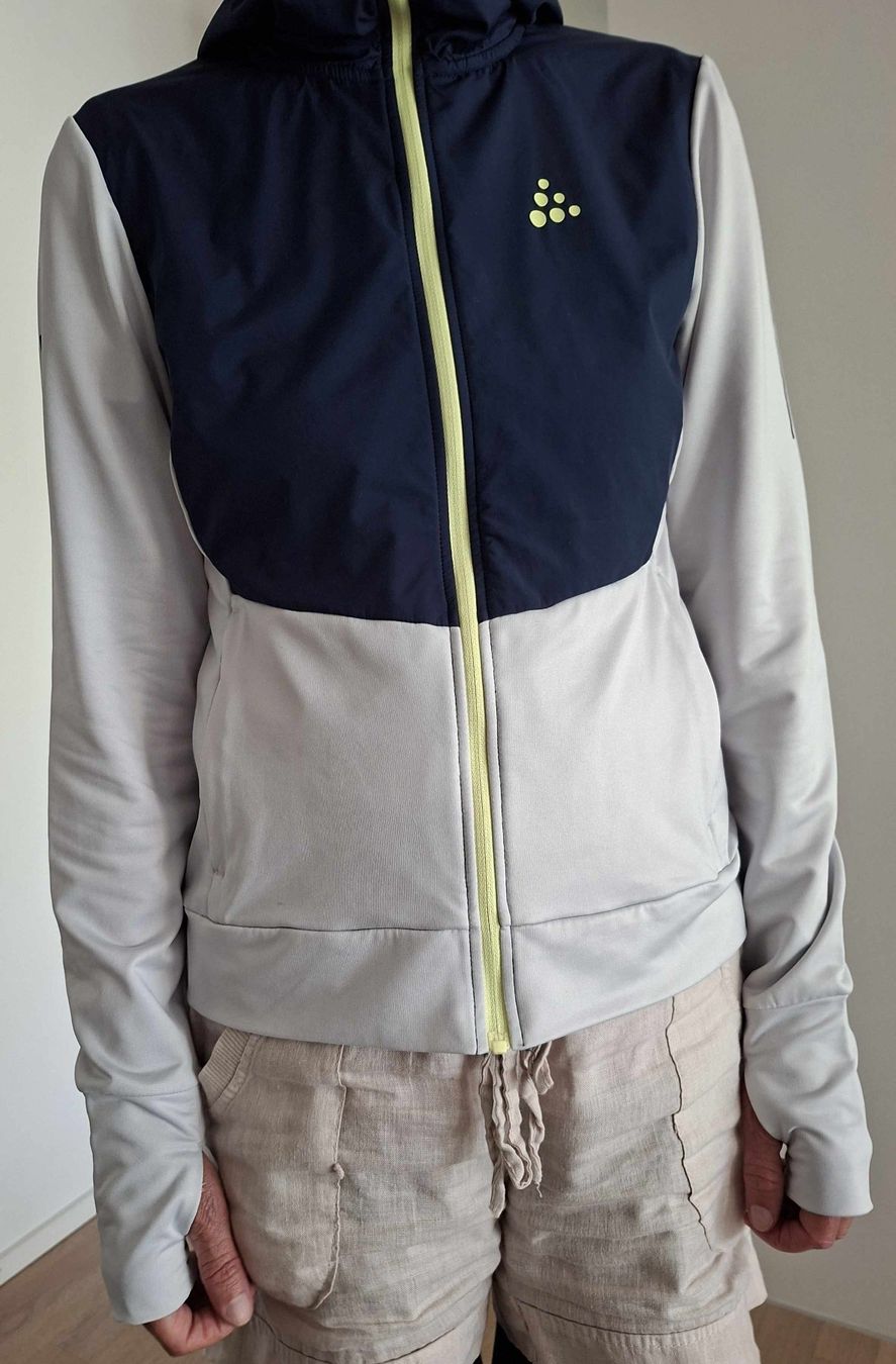 Craft Vestes: Trainerjacke Craft - Grösse S – D'occasion à Seuzach par wie_c66v 4