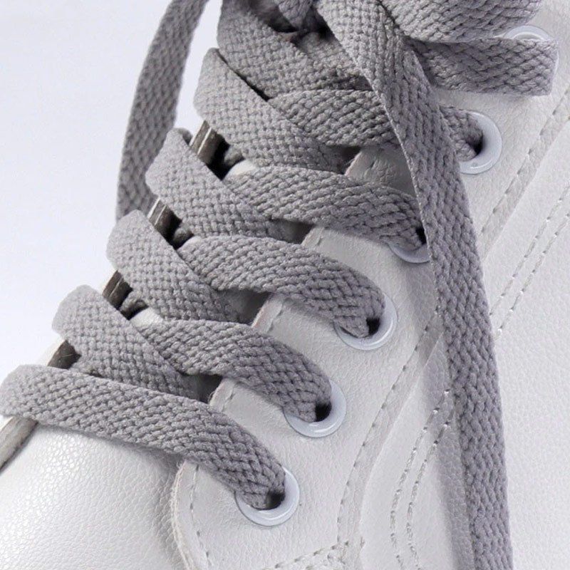 Scarpe da uomo: Schuhbändel / Schnürsenkel grau, 120 cm – Nuovo e nell'imballaggio originale da Weinfelden venduto da salehouse 1