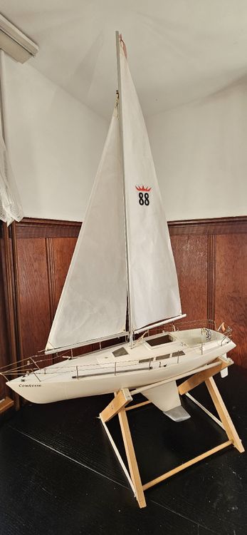 rc segelboot comtesse