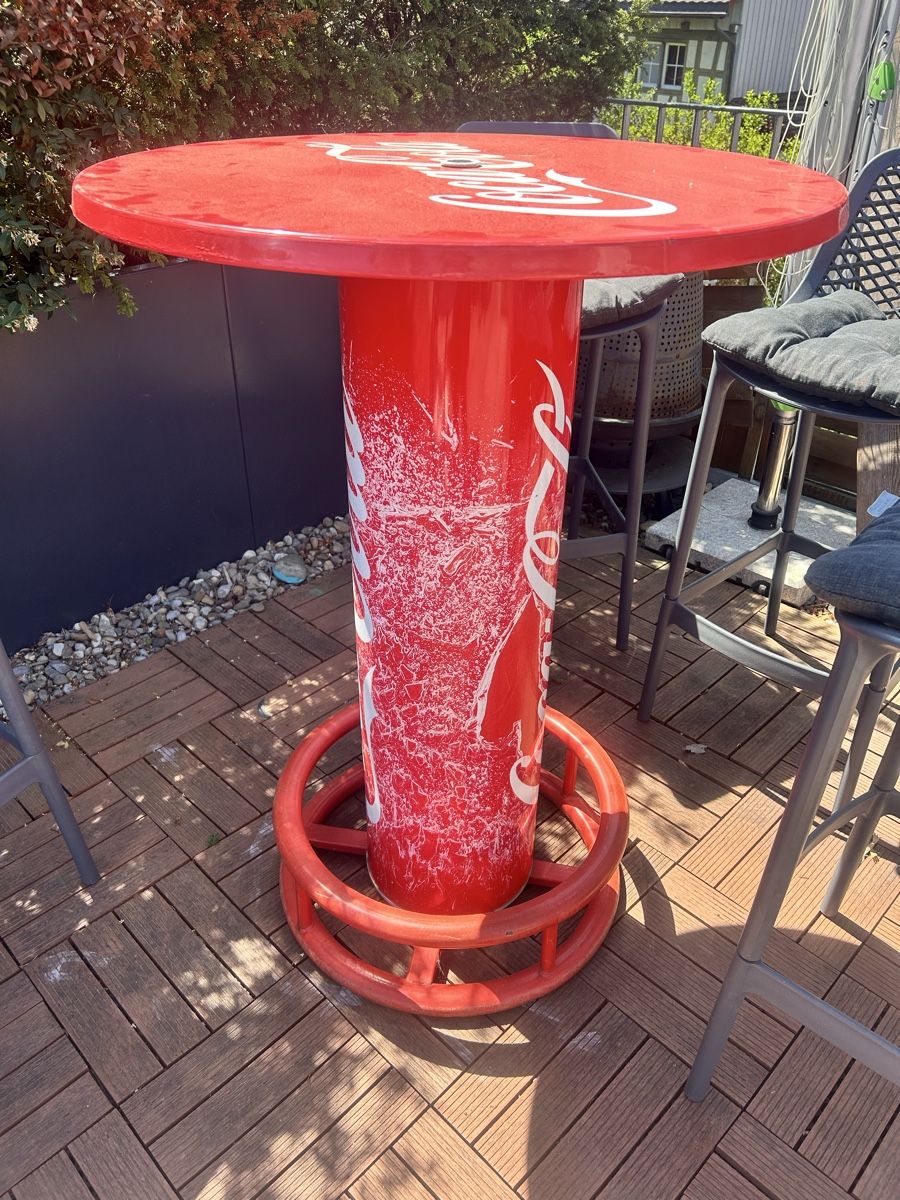 Tavoli: Coca-Cola Bartisch – Usato da Wiesendangen venduto da ktuefeli 5