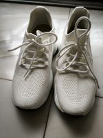 Weisse Sneakers, neuwertig, Grösse 42, mit Sohlenerhöhung