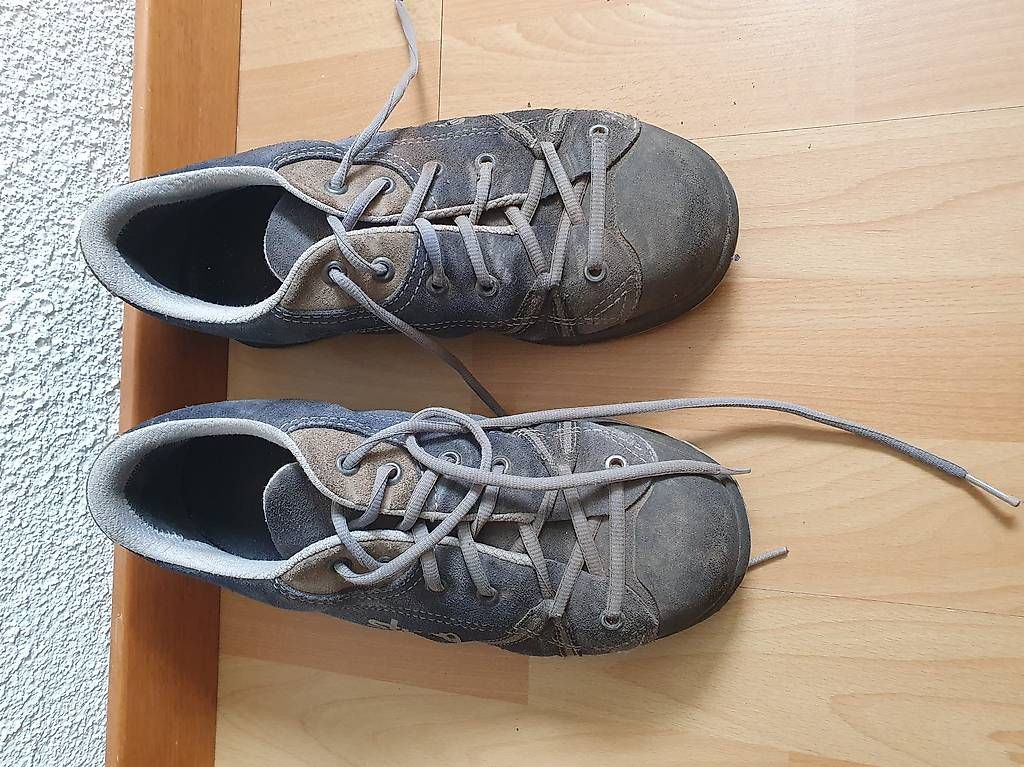 Scarpe da uomo: Chaussures de sécurité Taille 39 – Usato da Nidau venduto da jul_6tpv