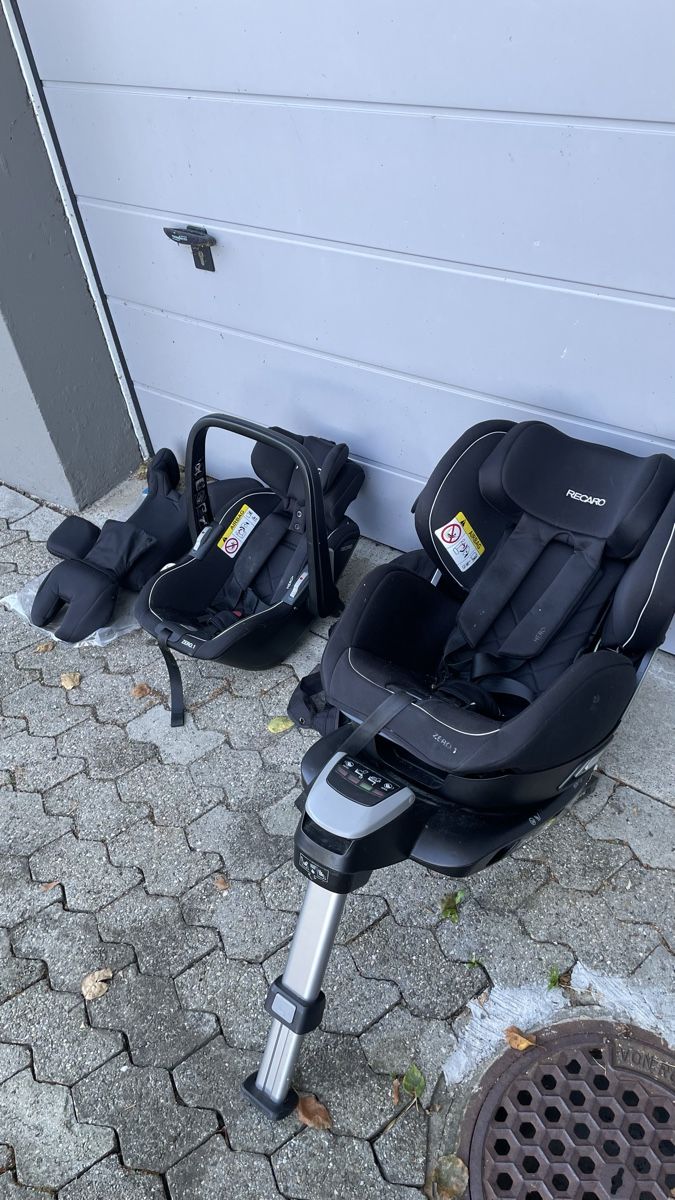 Recaro Seggiolini per auto: Recaro ZERO 1Kindersitz Set mit Basisstation, unfallfrei  – Usato da Rickenbach ZH venduto da Pasqual1974 1