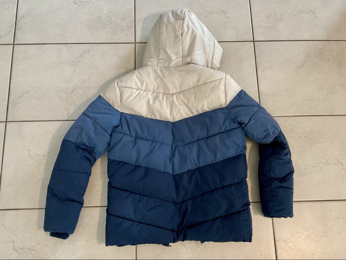 C&A Vestes & Manteaux: C&A Winterjacke Grösse 158 – D'occasion à Wenslingen par dusty77 1