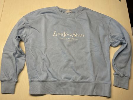 Pullover/Sweatshirt Hellblau Gr. S mit Aufdruck