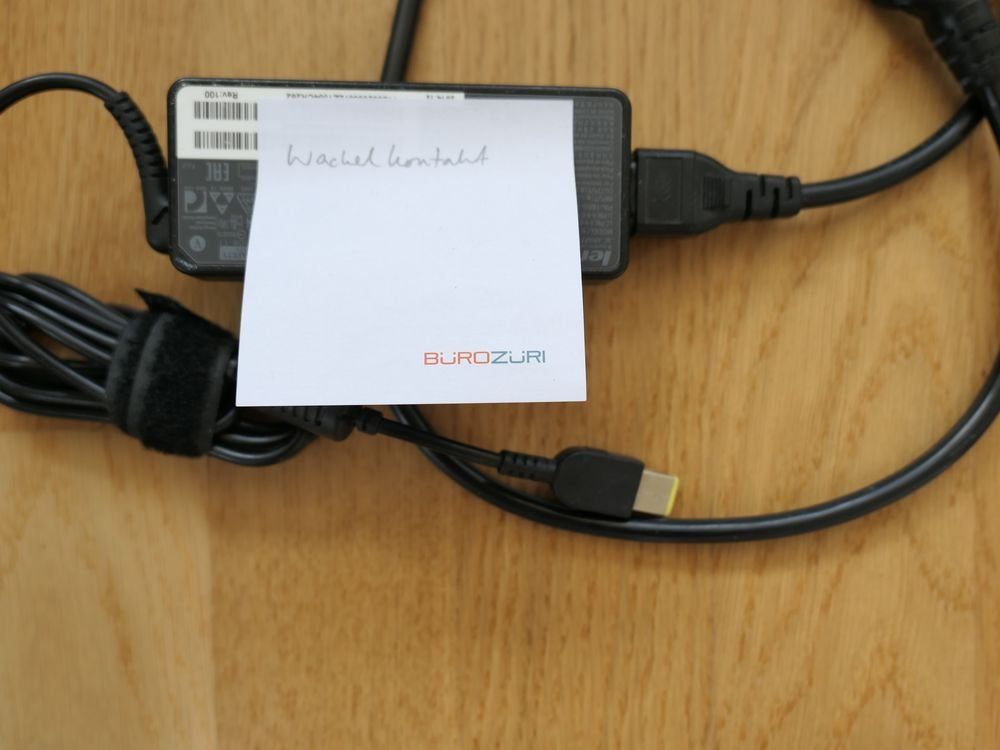 Lenovo Docking station: 3 Thinkpad Universal USB-C Docks: 40AY, 40B7, 40AS – Usato da Wetzikon ZH venduto da mst05 6