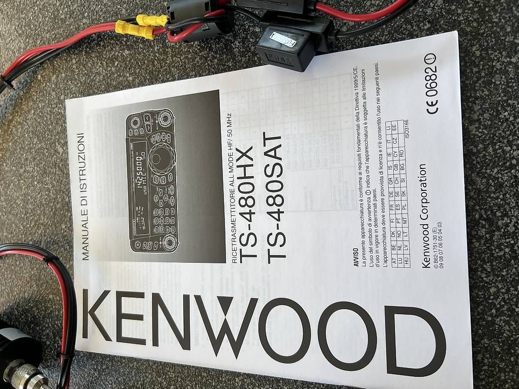 Radiocomunicazione: Amateurfunkgerät Kenwood – Usato da Volketswil venduto da capricedriver 4