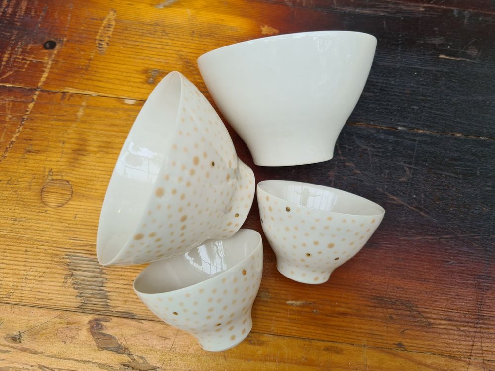 4-teiliges Schalen-Set Im Kirschblüten Design – Japanisches Geschirr In Geschenkbox