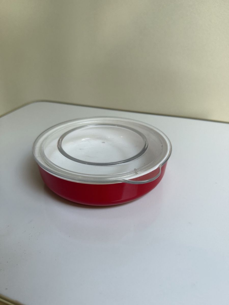 Contenitori & Simili: Rote Tupper klein und gross mit Deckel  – Usato da Winterthur venduto da SaRi71 1