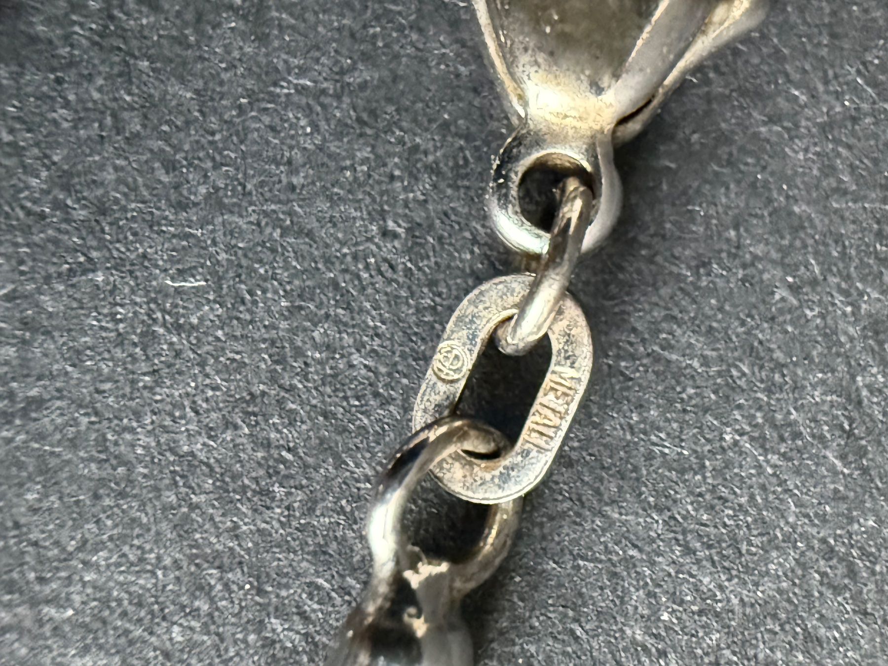 Ketten: Kette mit 375, 9K Gold Anhänger – Gebraucht aus Spiegel b. Bern von Rogger72 5