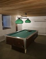 Alter Billiardtisch