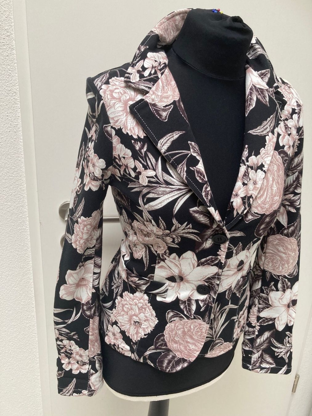 Jacken: Blazer Sommerblazer bunt Gr. 36 – Gebraucht aus Glattpark (Opfikon) von