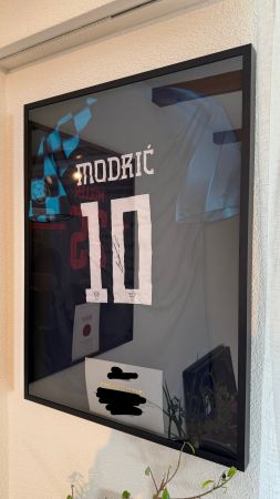 Kroatien Trikot 2022 - Luka Modrić Unterschrift