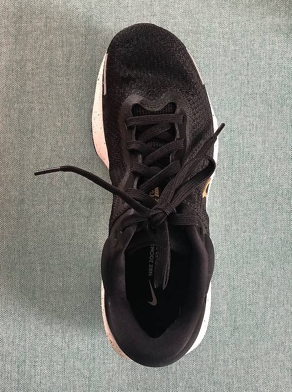 Nike Scarpe da donna: Chaussures running Nike 40.5 – Nuovo (secondo la descrizione) da Le Crêt-p-Semsales venduto da staglione69 4