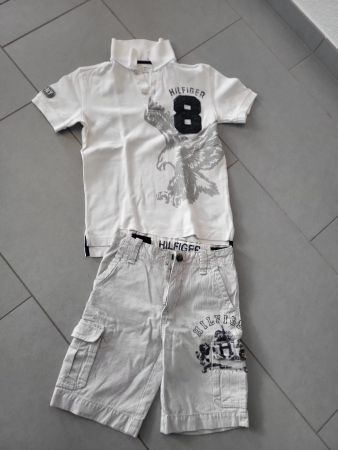 Poloshirt und kurze Hose gr. 110 116 Hilfiger