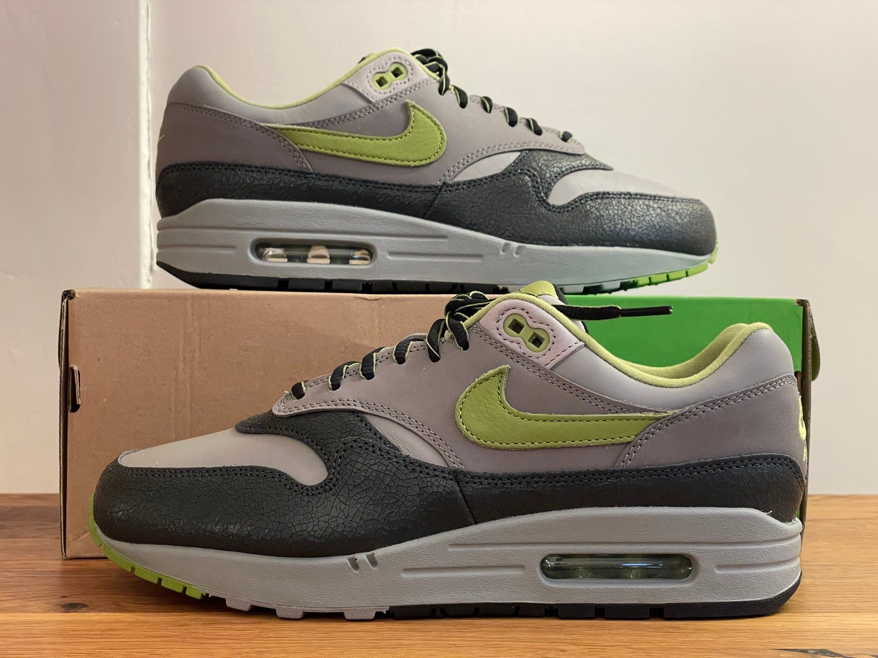 Nike Chaussures hommes: Nike Air Max 1 Huf SP | 42.5 9 – Neuf avec emballage d'origine à Schaffhausen par mar_mfl9