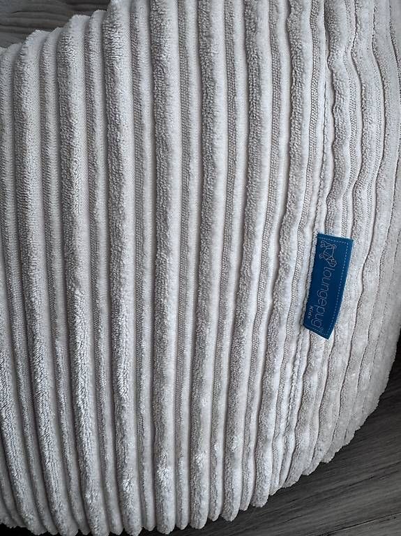 Lounge Pug Poltrone: Kindersessel Sitzsack "LoungePug" – Usato da Utzenstorf venduto da Tinchen001 1
