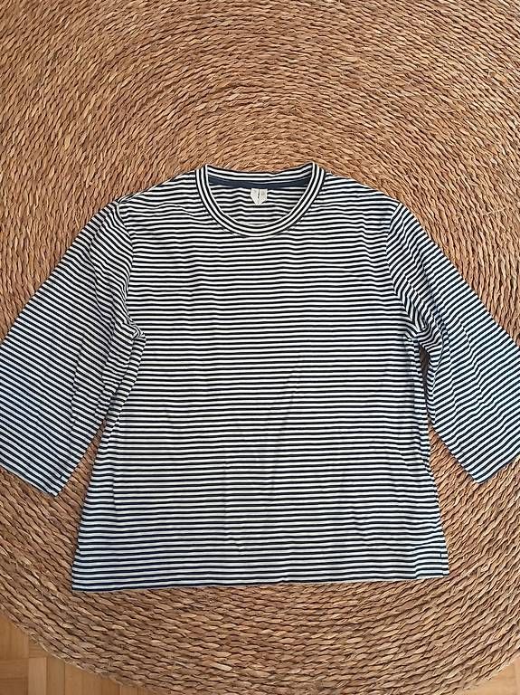 Arket Pullover & Sweatshirts: Leichter gestreifter Pulli von Arket – Gebraucht aus Zürich von Melianea