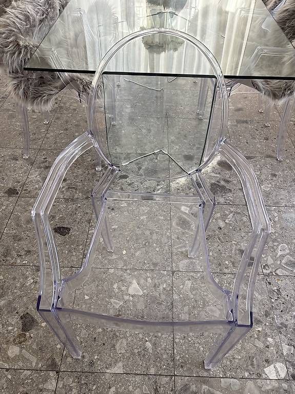 Chaises: Ghost Chairs  – D'occasion à Herrliberg par jil_y77h 2