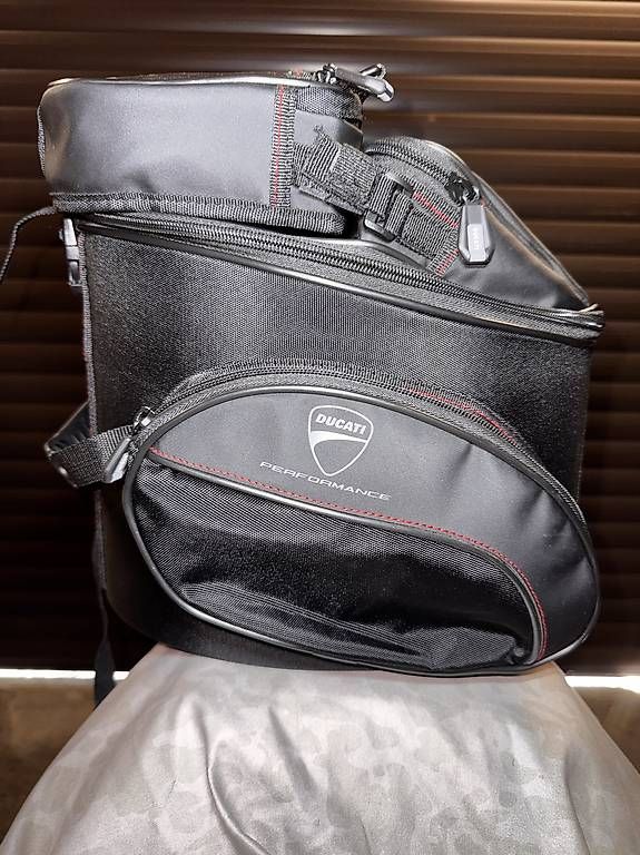 Ducati Parti ricambio per ciclomotori: Ducati Multistrada 1200 – Usato da Oberwangen b. Bern venduto da cra_87q2