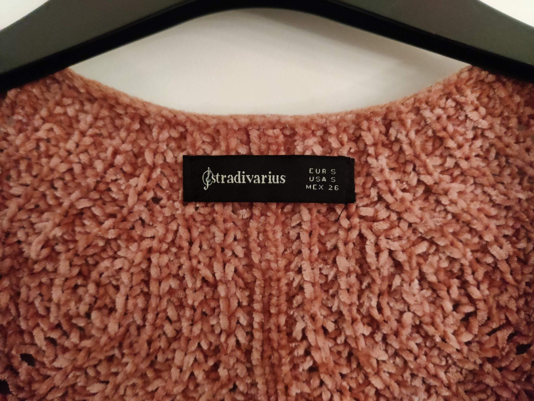 Stradivarius Maglioni & Felpe: Flauschiger Strickpullover, Gr. S-M – Usato da Birmensdorf ZH venduto da Nebuliane 3