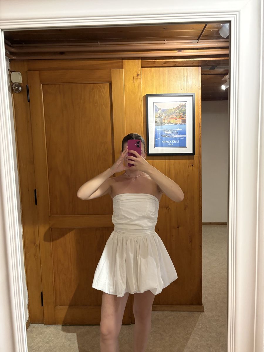 Stradivarius Vestiti: White short dress – Nuovo e nell'imballaggio originale da Grindelwald venduto da juliacieeslak 3
