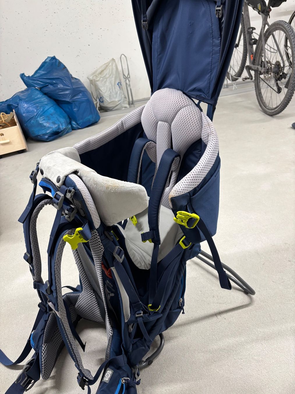 Deuter Porte-bébés ventraux & dorsaux: Deuter Kid Comfort – D'occasion à Meilen par LukeSal 2