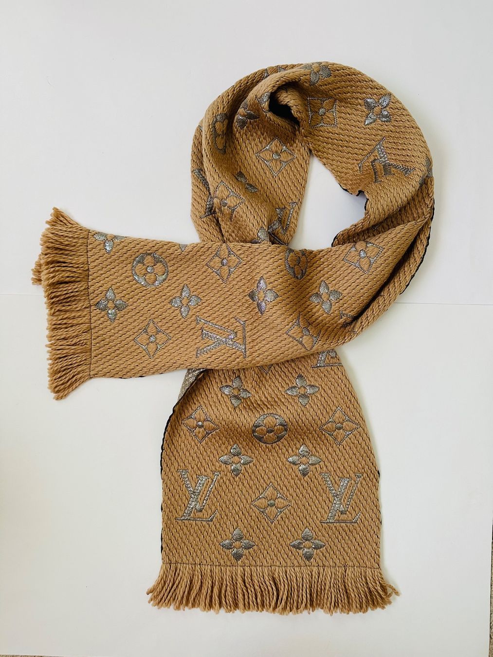 Louis Vuitton Foulard & Sciarpe: Louis Vuitton logomania sciarpa – Nuovo (secondo la descrizione) da Pregassona venduto da Reluxuryspace 3