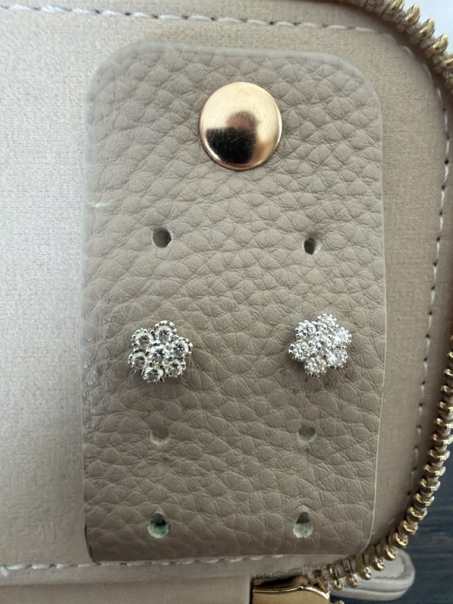 Ohrringe & -stecker: Diamond Stud Earrings – Gebraucht aus Stallikon von RTagel