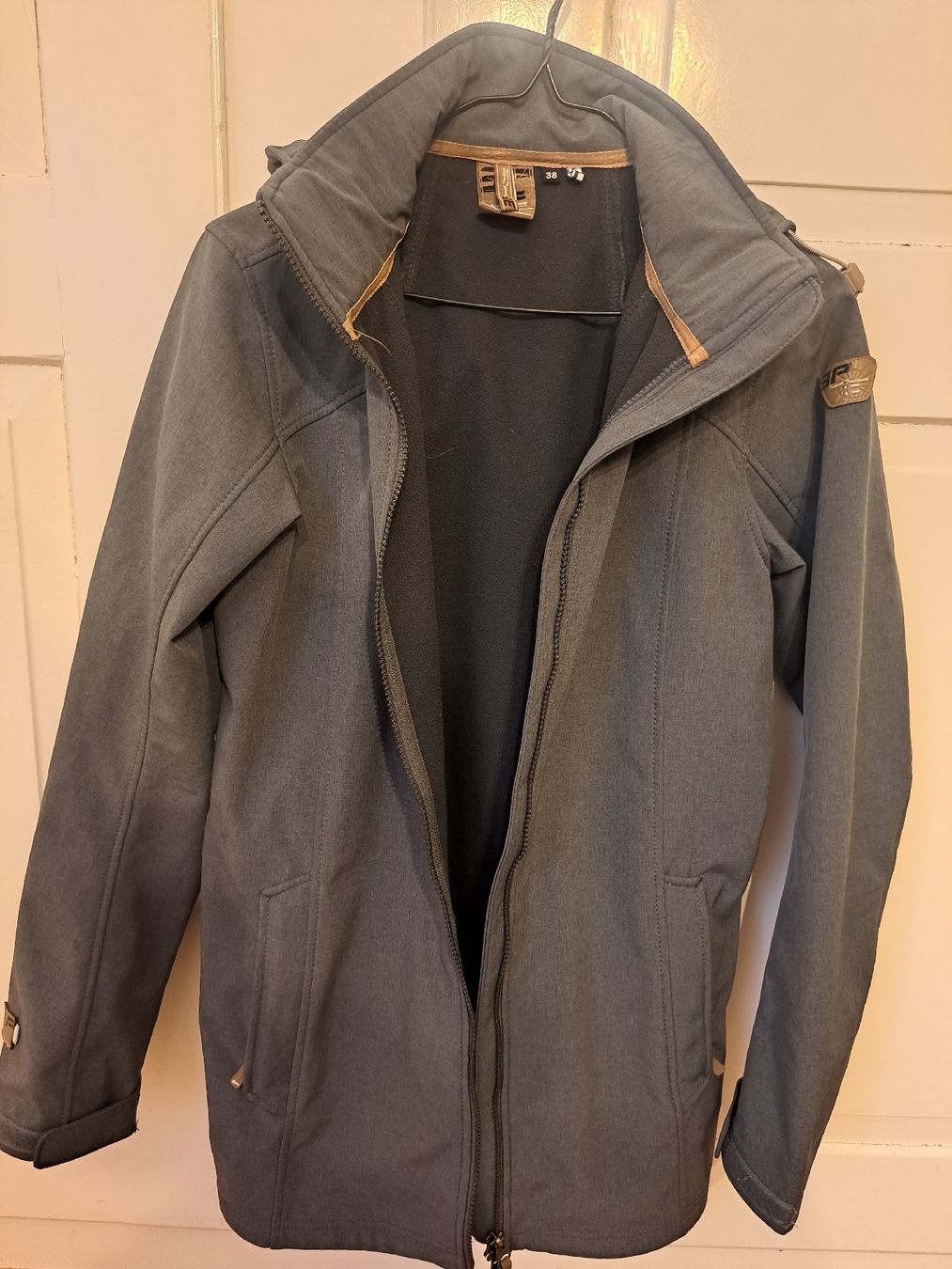 Icepeak Cappotti: Softshell Jacke, Grösse 38 – Usato da Winterthur venduto da Sinam44
