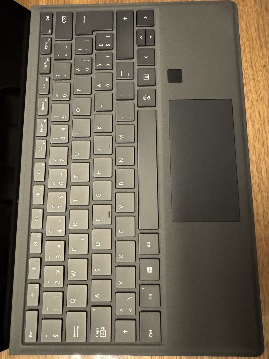 Microsoft Tablet PC: Microsoft Surface Pro 7 Top-Zustand – Gebraucht aus Wetzikon ZH von Giloco 8